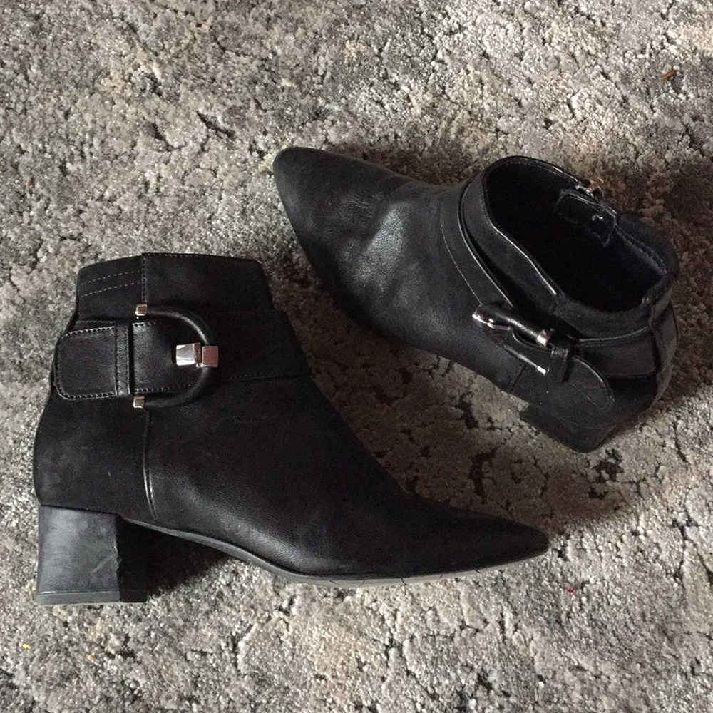 Aquatilia booties